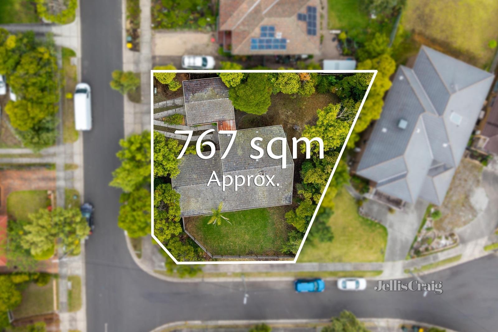 27 Fiander Avenue, Glen Waverley image 2