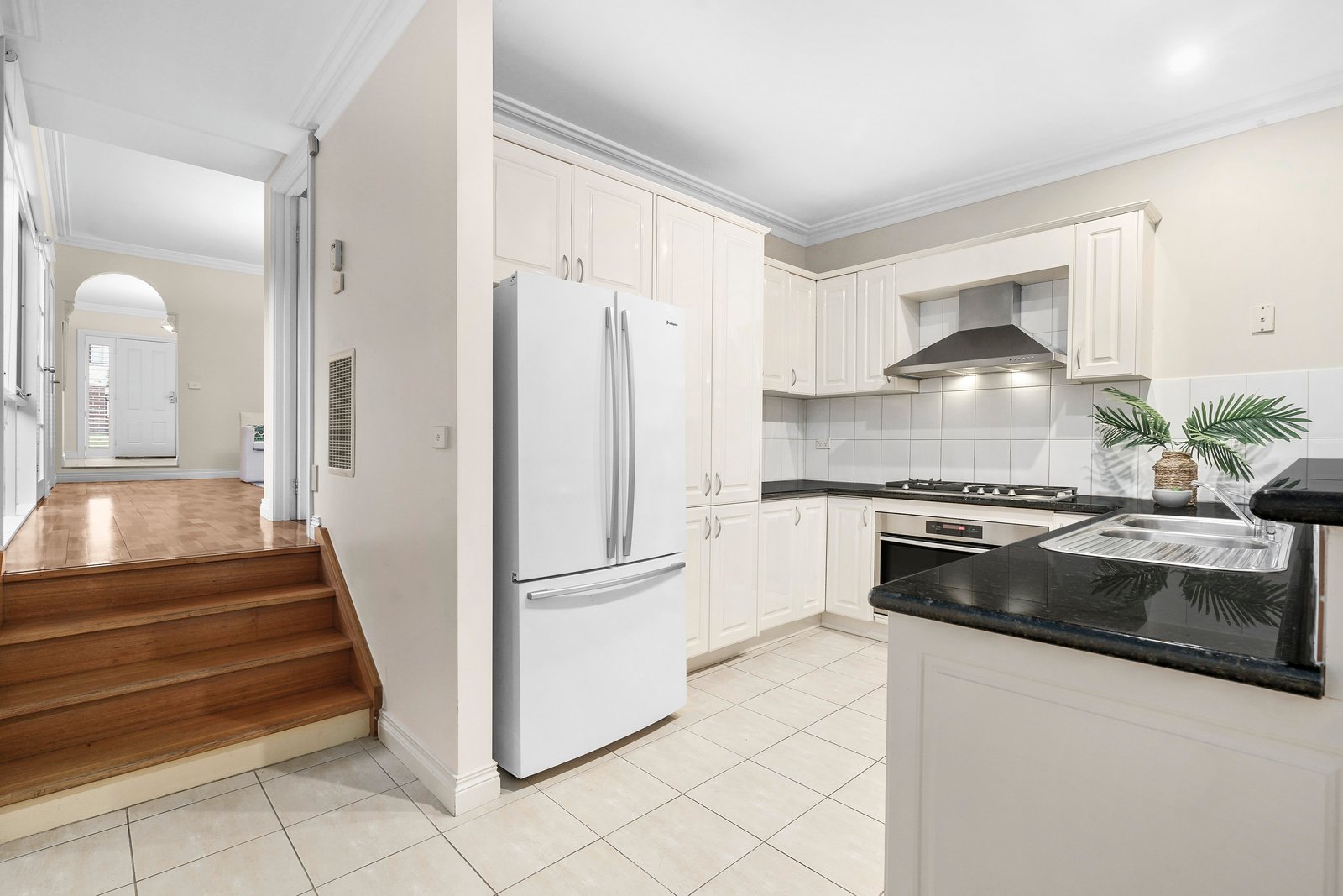 Property Gallery Thumbnail 5