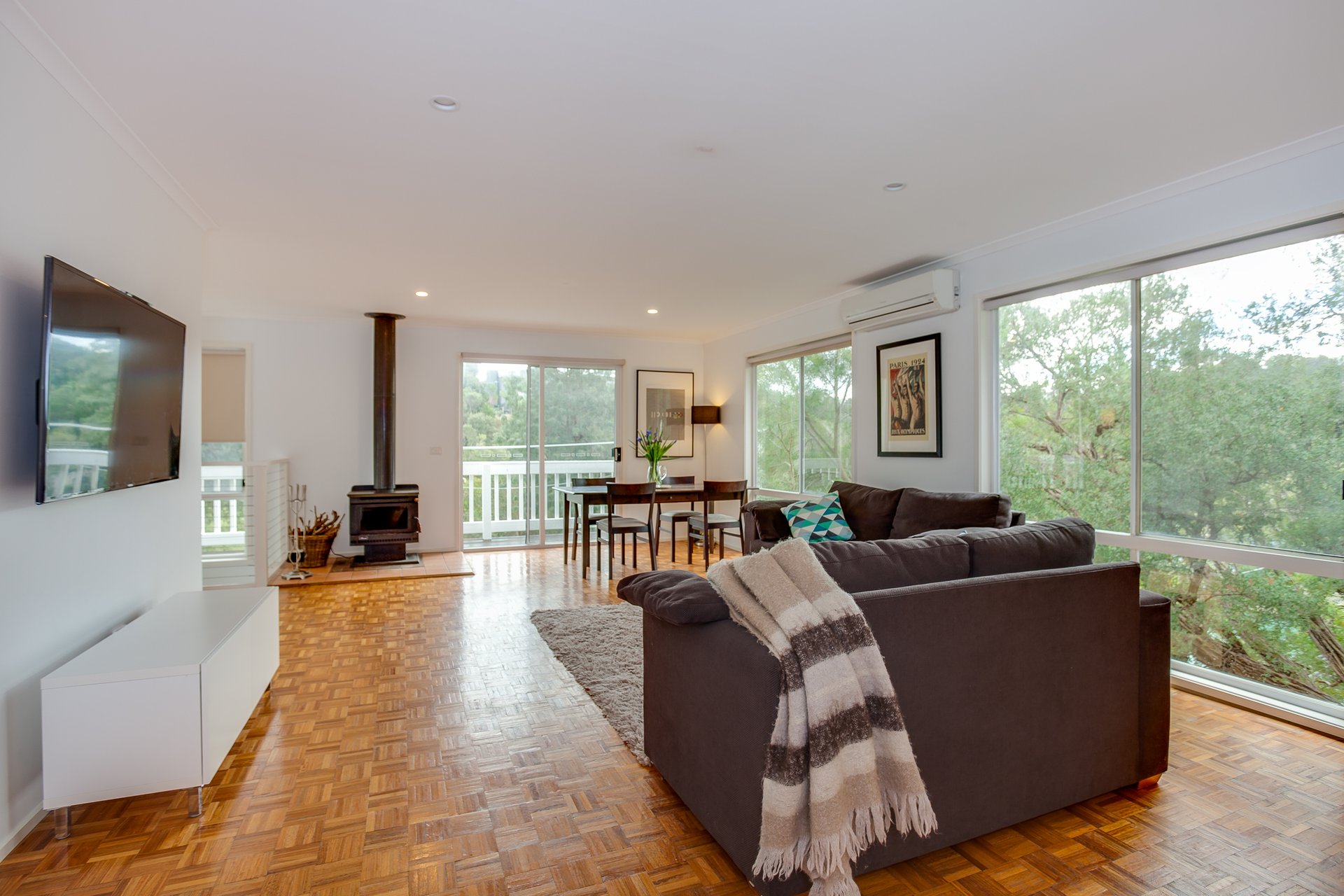 Property Gallery Thumbnail 3