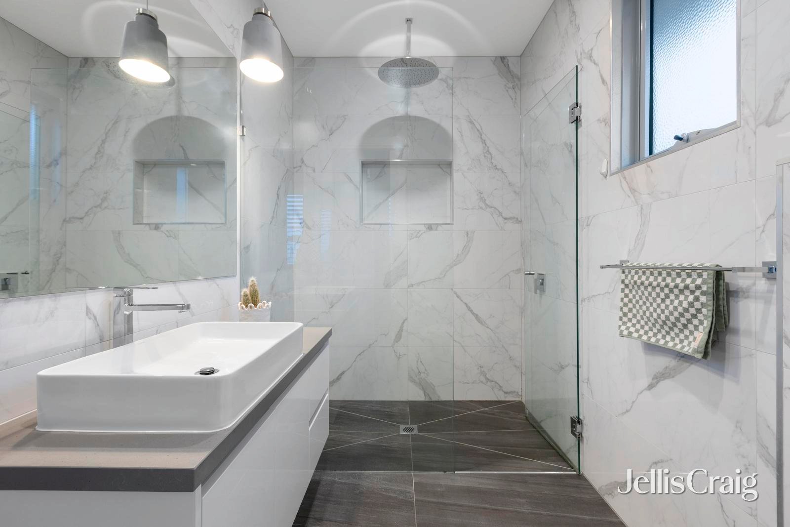 27 Glover Street, Bentleigh East image 16