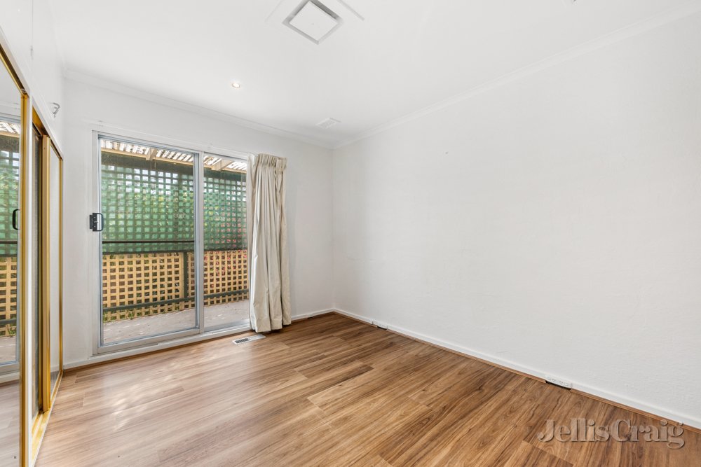 27 Glover Street, Heidelberg Heights image 5