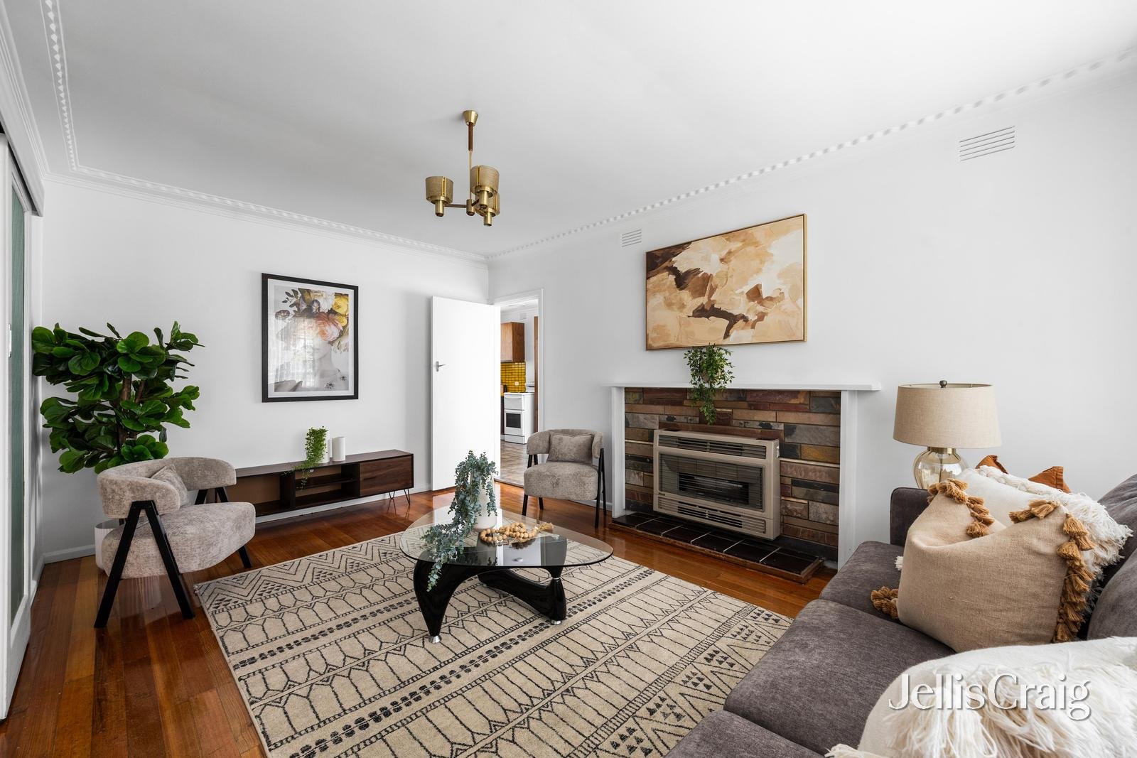 27 Glyndon Avenue, St&nbsp;Albans image 2