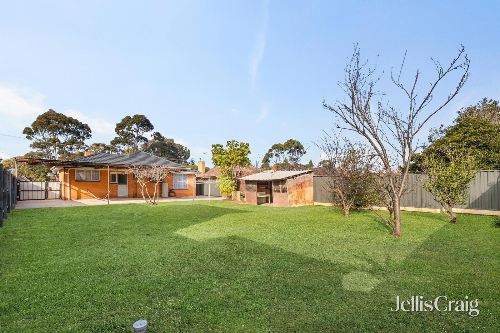 27 Glyndon Avenue, St&nbsp;Albans image 8