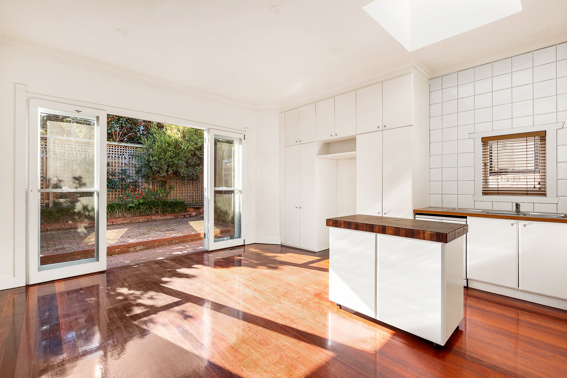 Property Gallery Thumbnail 2