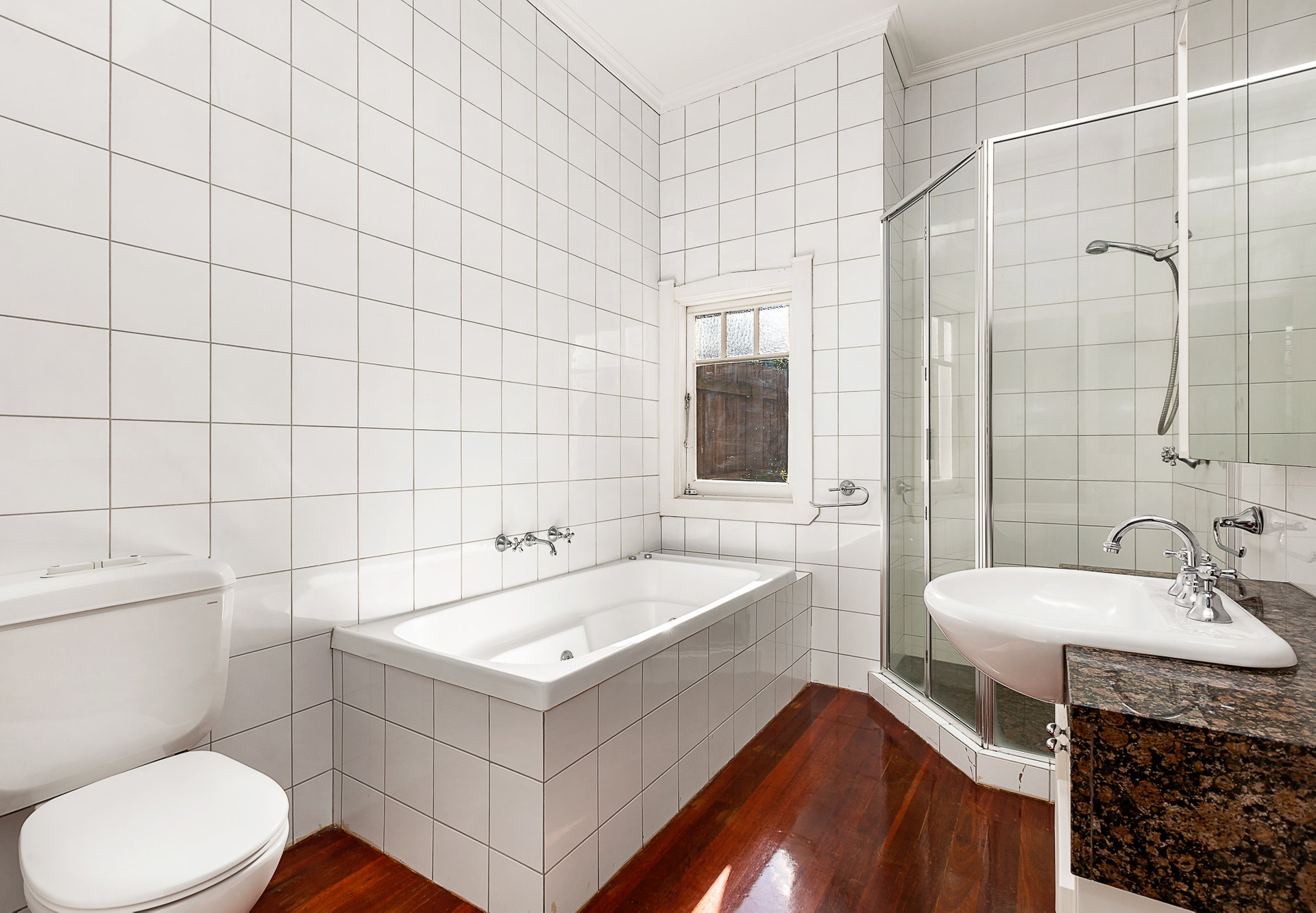 Property Gallery Thumbnail 6