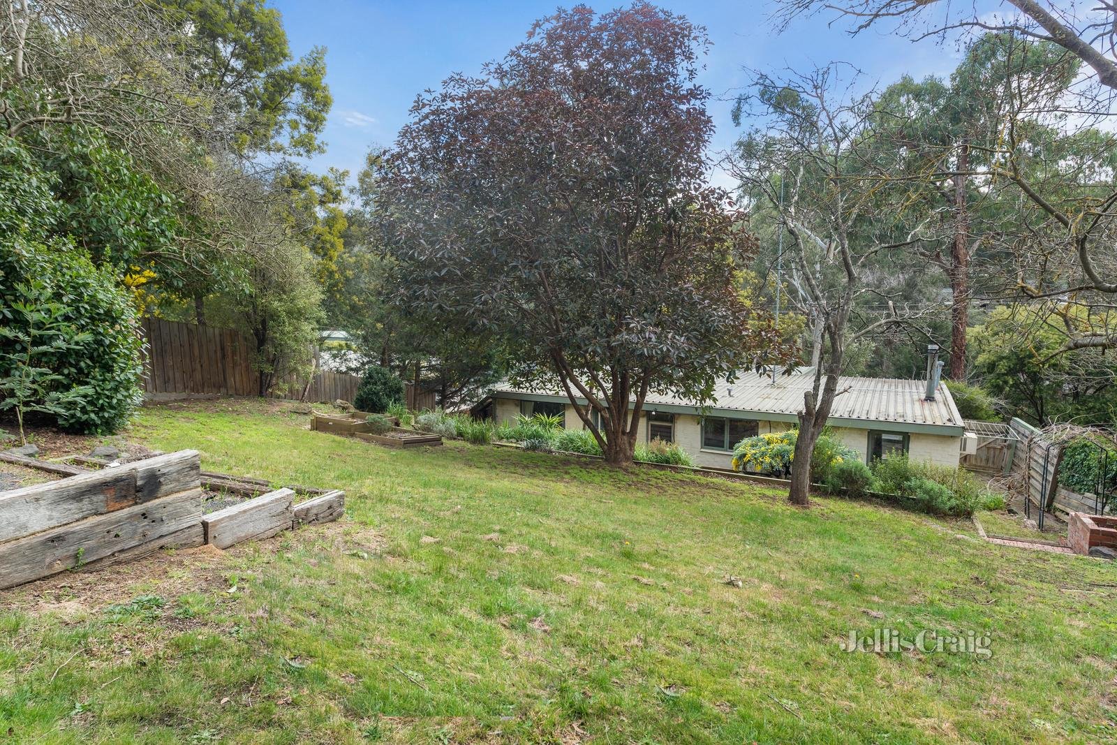 27 Haleys Gully Road, Hurstbridge image 5