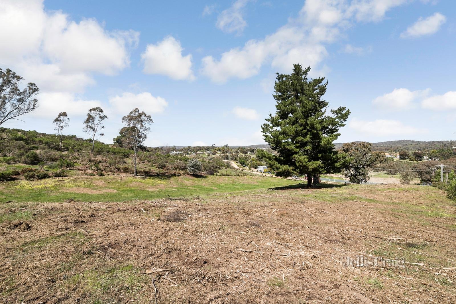 27 Happy Valley Road, Castlemaine image 3