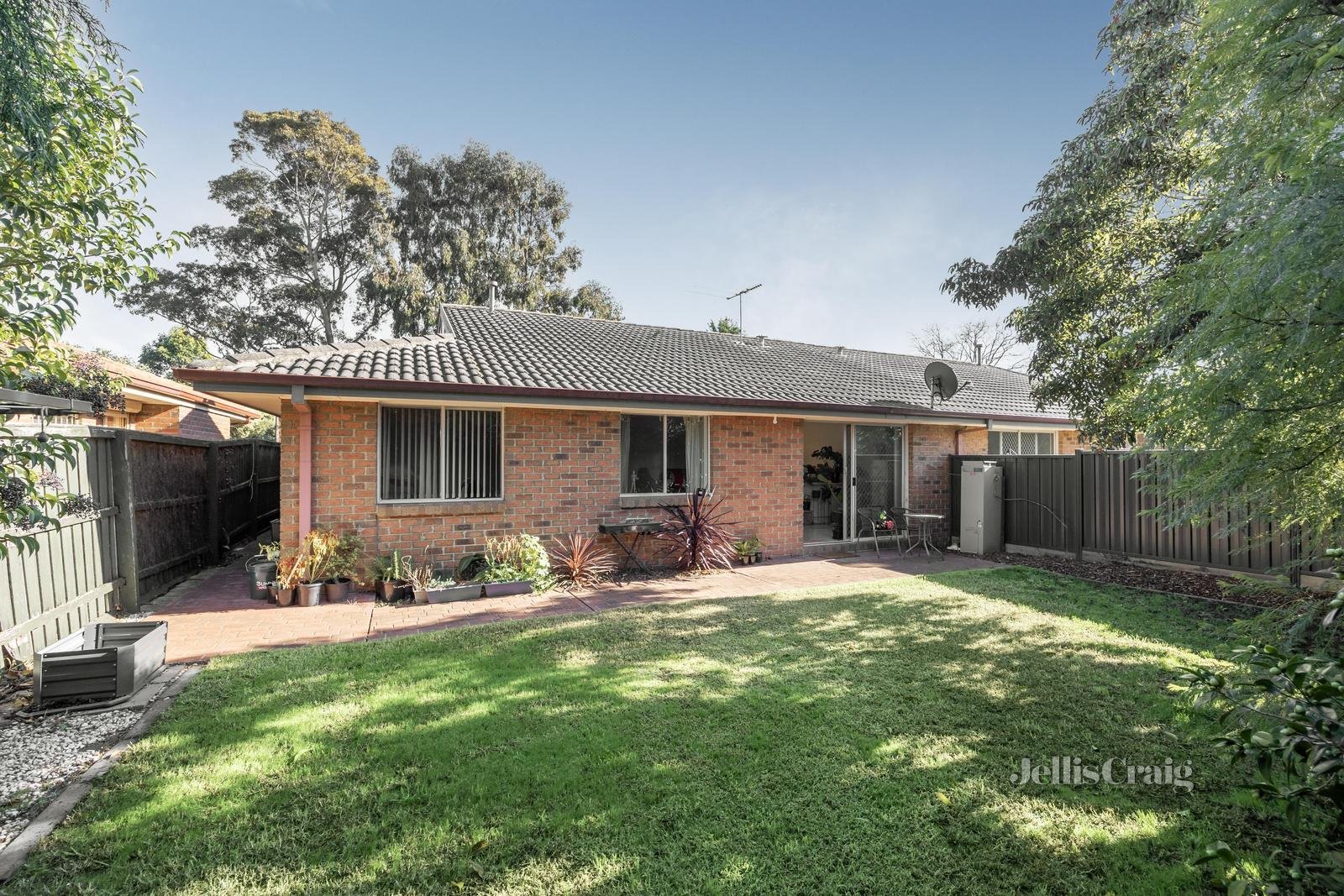 27 Heathcote Drive, Forest Hill image 7