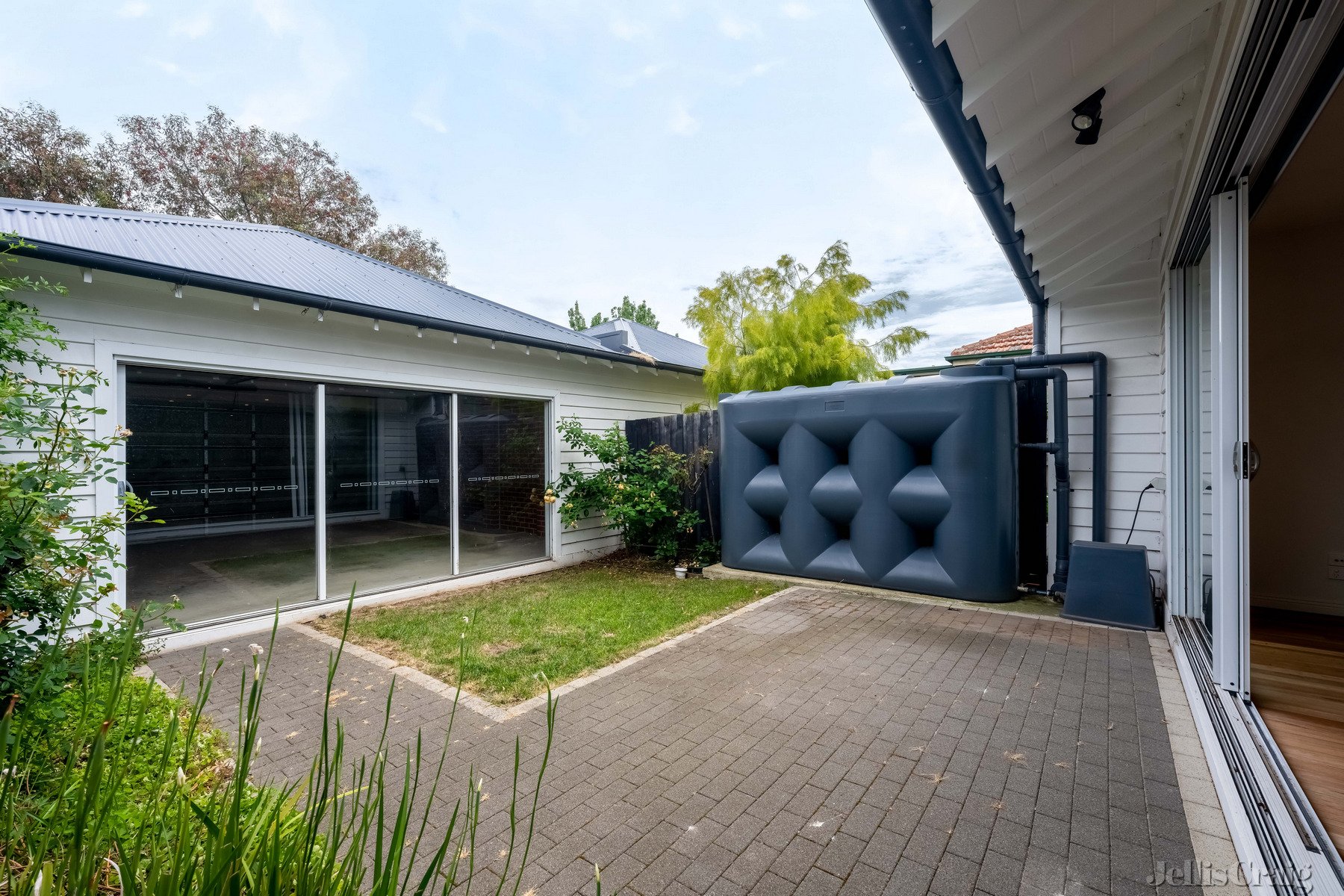 27 Hillside Avenue, Northcote image 6