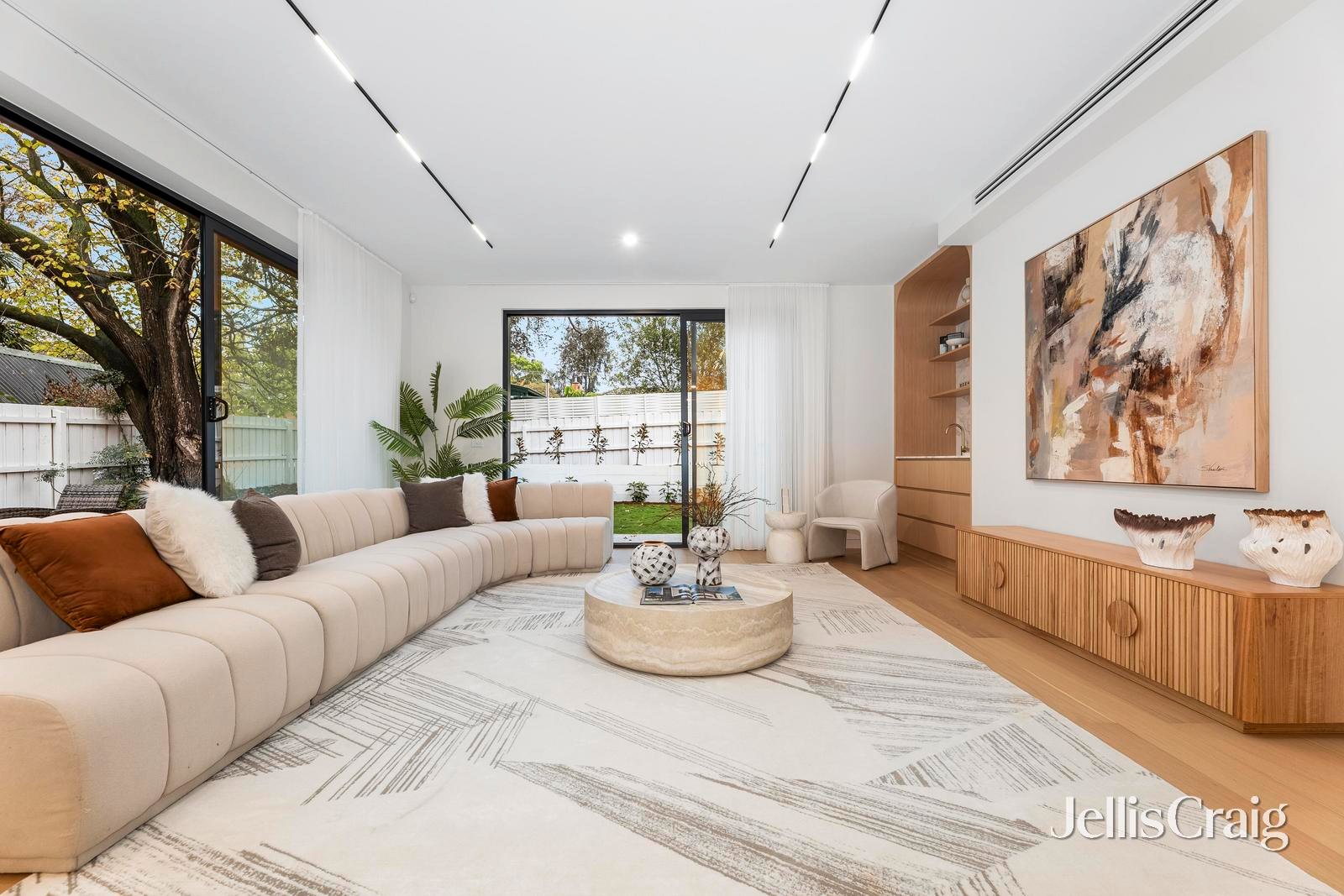 27 Hillside Road, Mount&nbsp;Waverley image 2