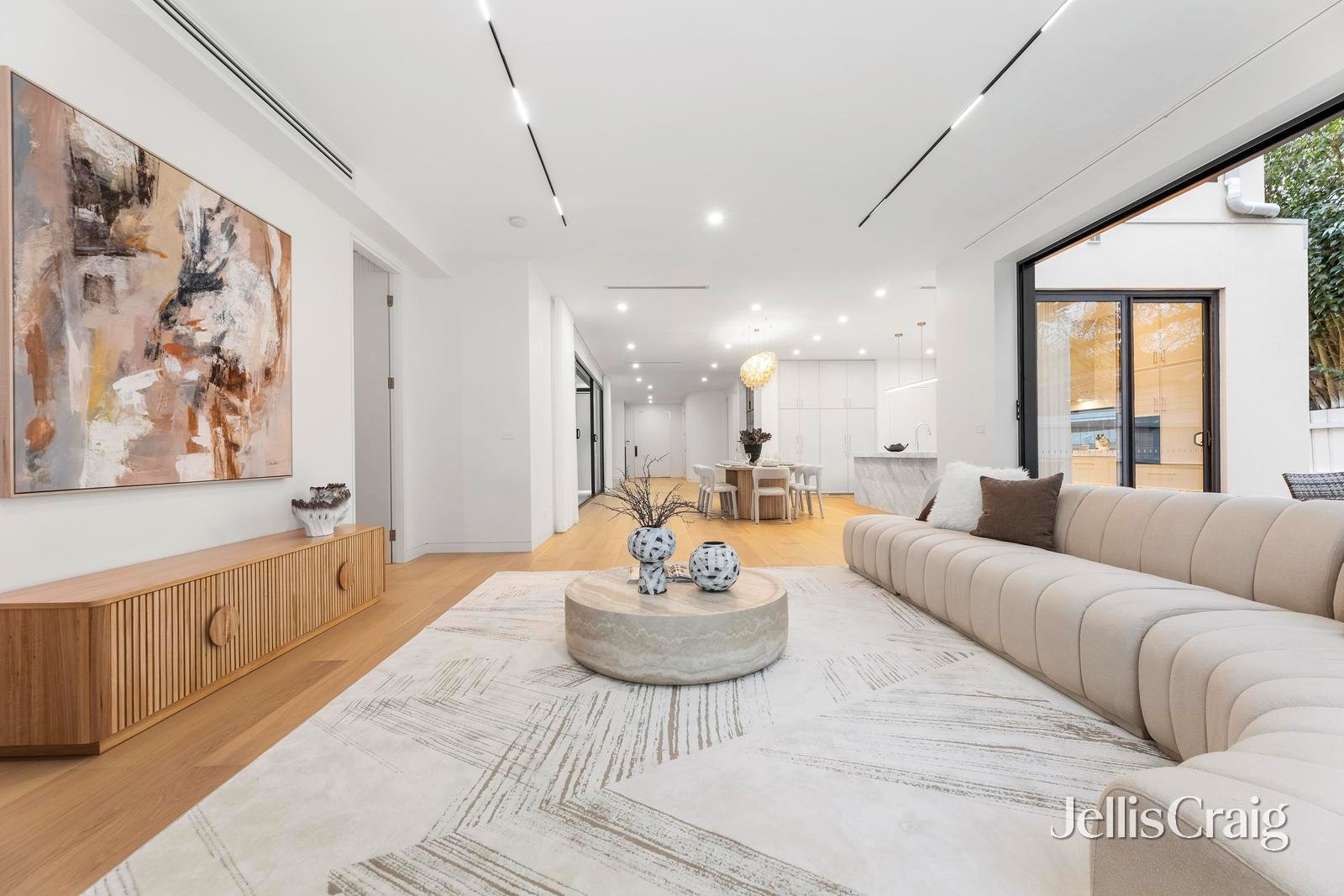 27 Hillside Road, Mount&nbsp;Waverley image 3