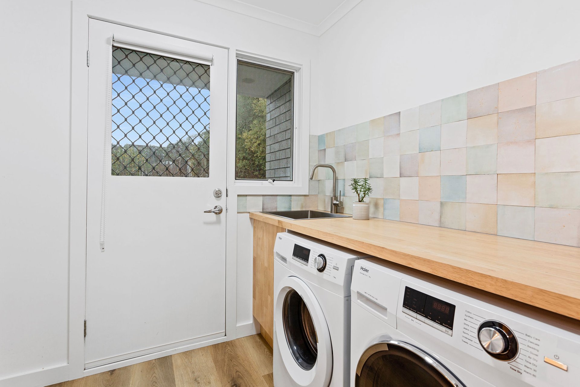 27 Hogan Drive, Rye image 9