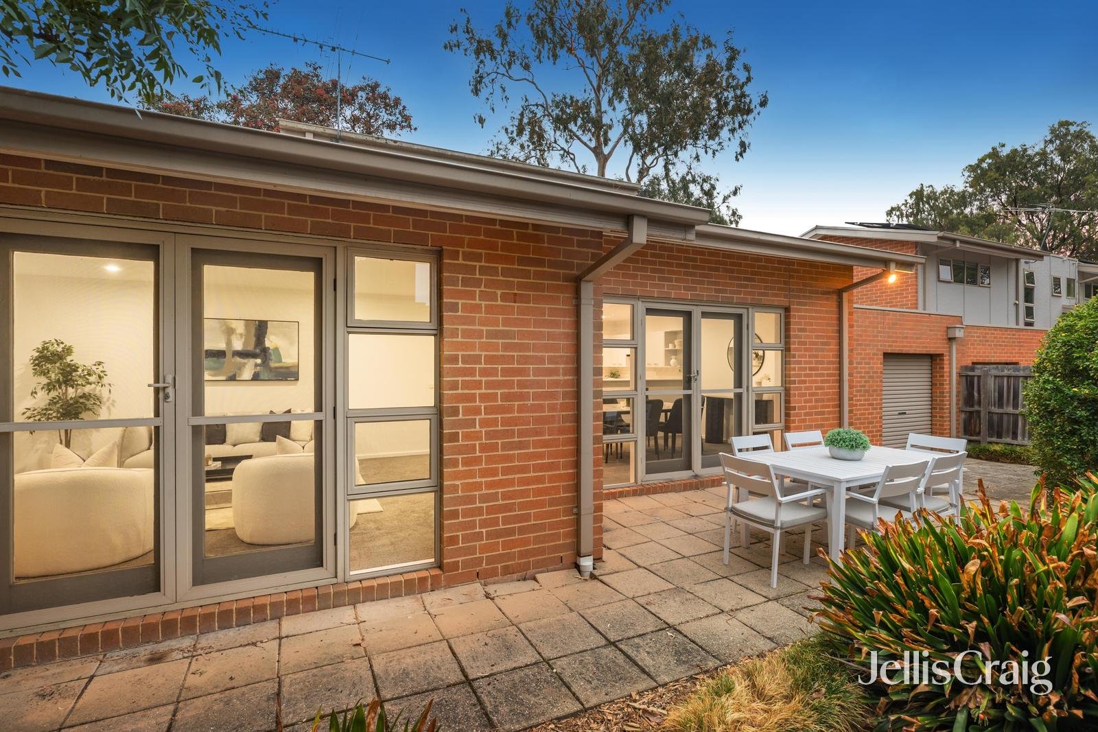 2/7 Homewood Street, Nunawading image 11