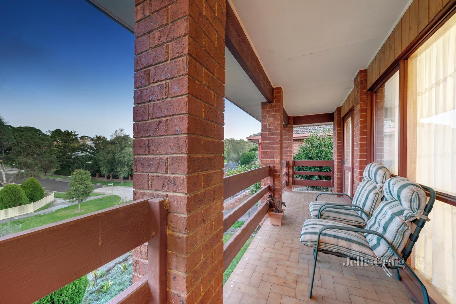 27 Huntingfield Drive, Doncaster East image 11