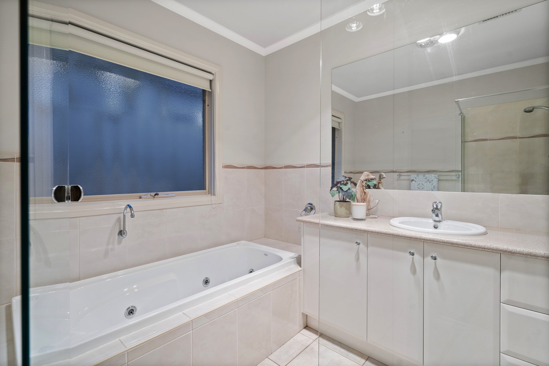 2/7 Jack Street, Mount Waverley image 9