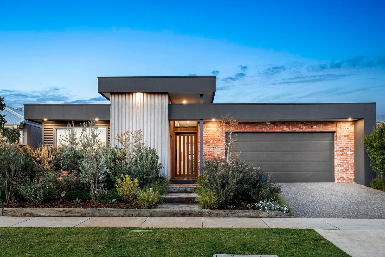 Property Gallery - Main Image