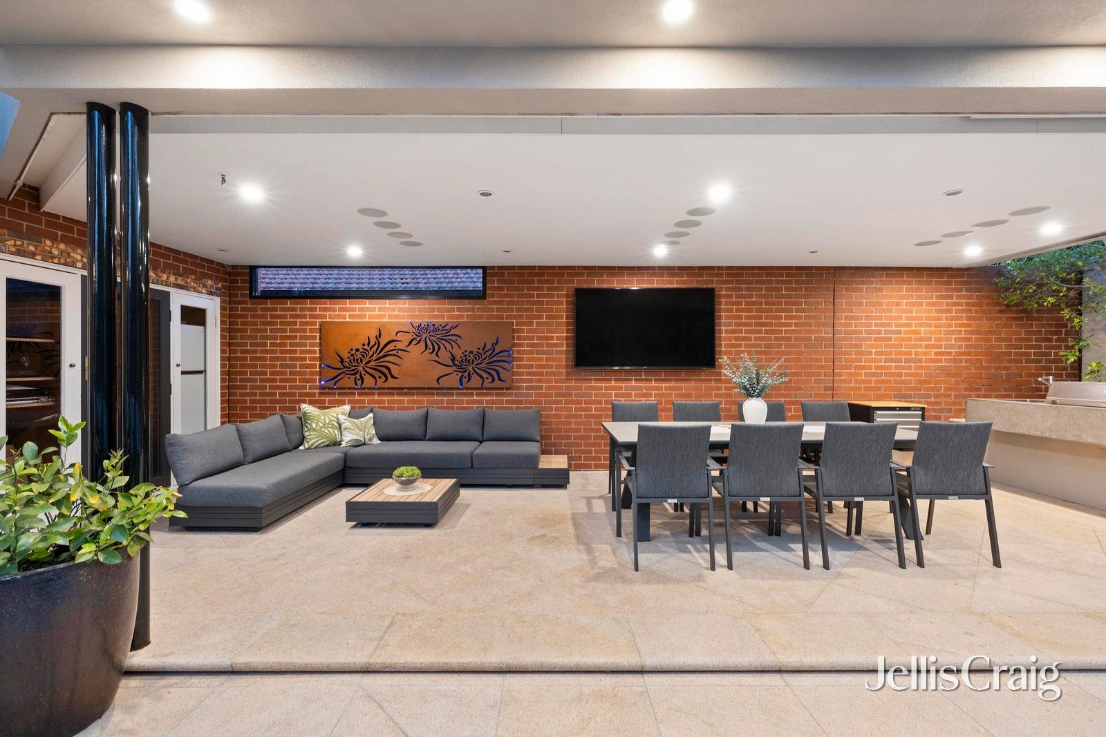 27 Jean Street, Mckinnon image 19