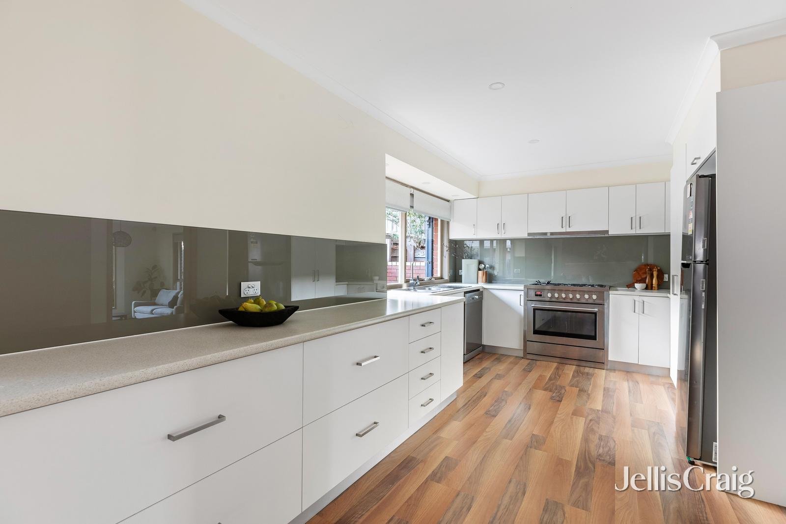 27 Kalbar Road, Eltham image 8