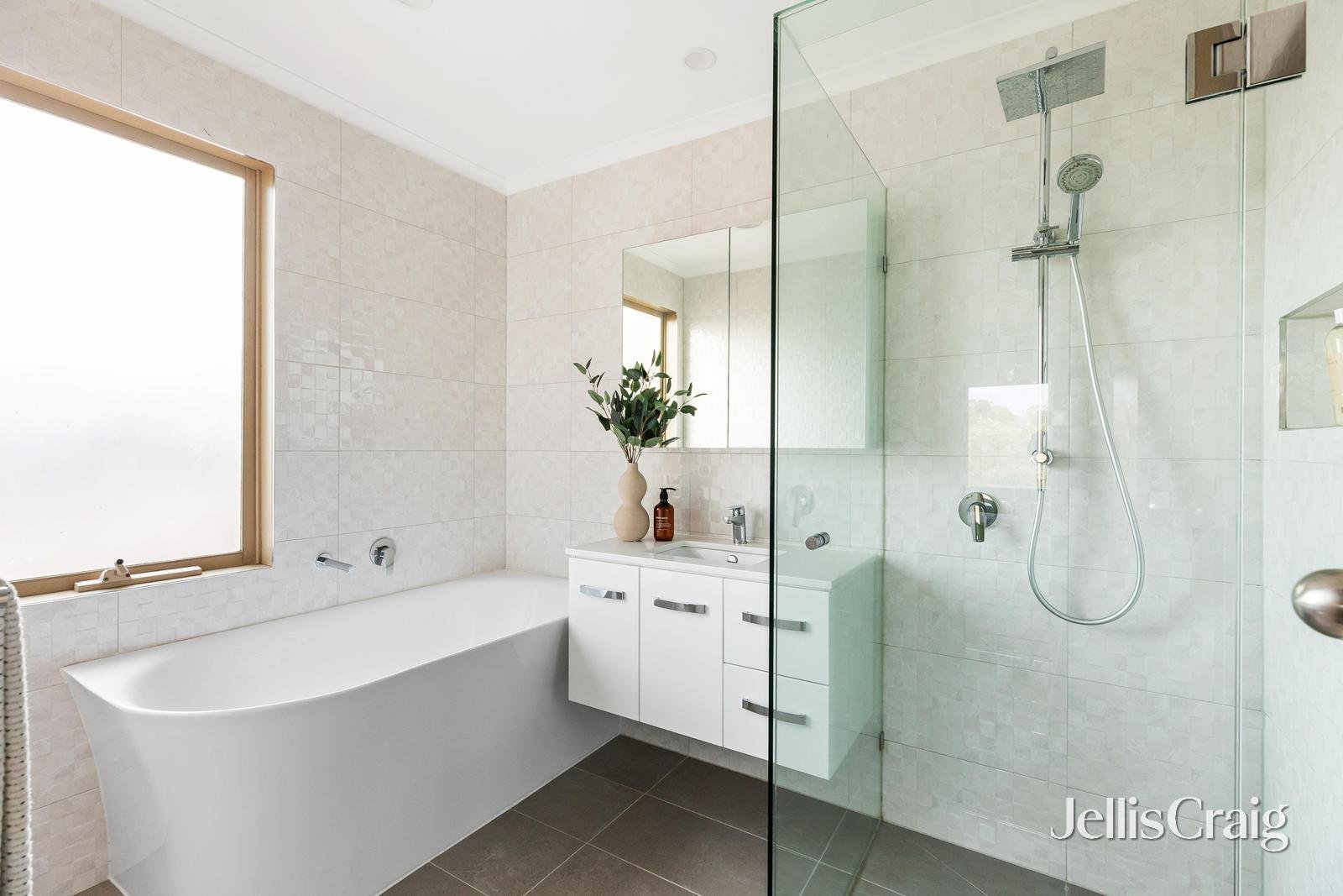 27 Kalbar Road, Eltham image 14
