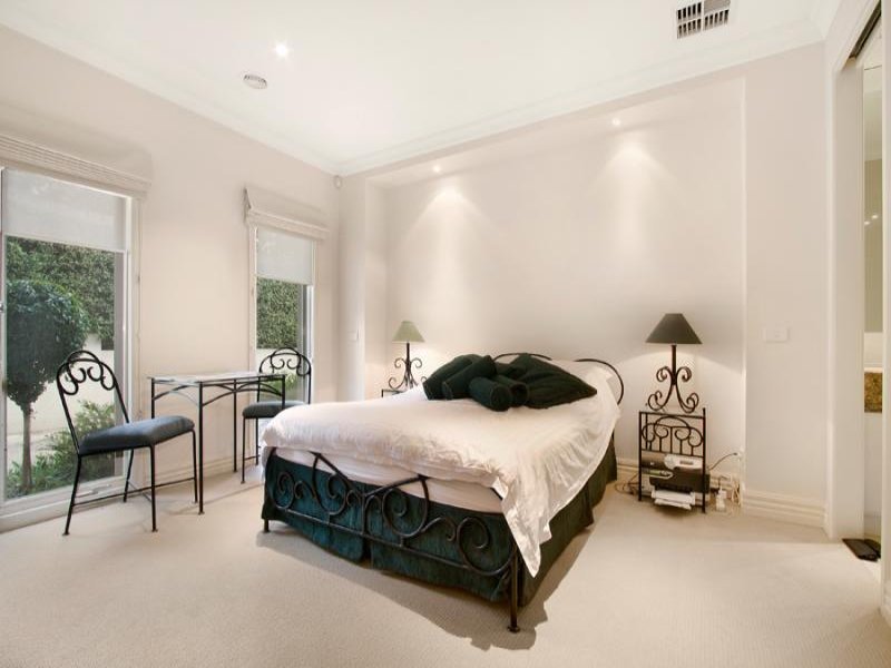2/7 Kelba Street, Balwyn North image 5