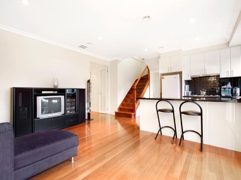 2/7 Kelba Street, Balwyn North image 3