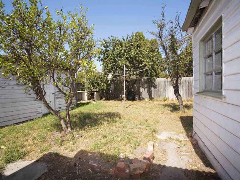 27 Kingston Street YARRAVILLE