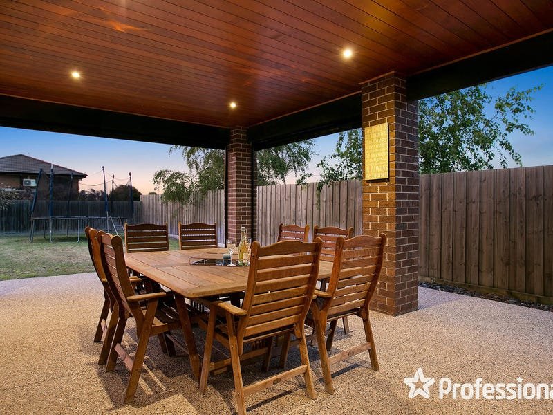 27 Kingston Way, Mooroolbark image 15