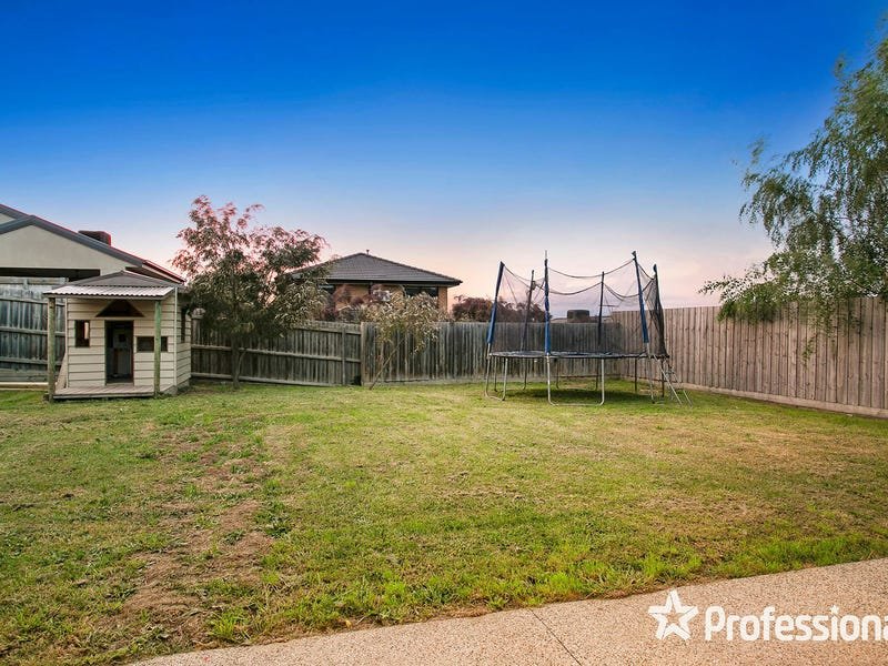 27 Kingston Way, Mooroolbark image 18