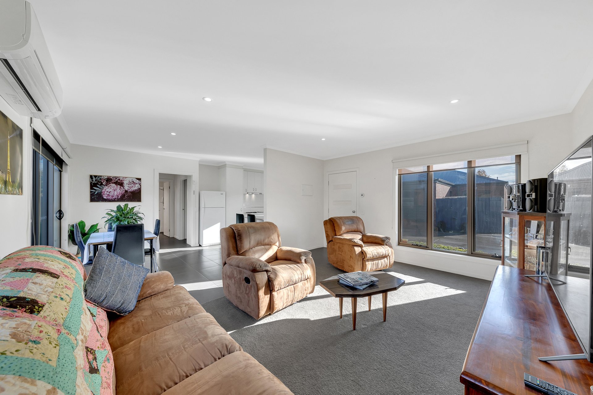 2/7 Koala Court, Whittington image 4
