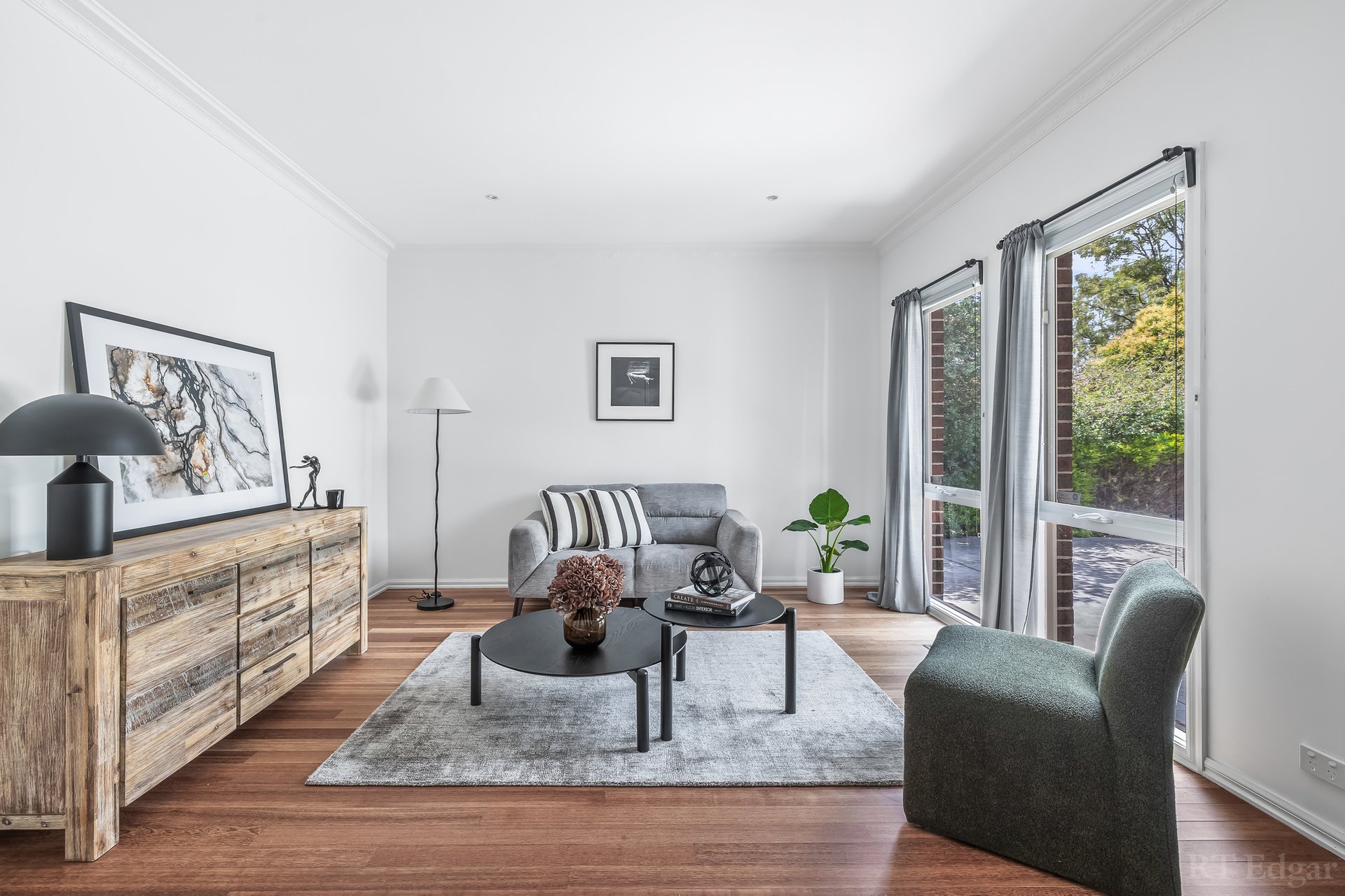 Property Gallery Thumbnail 8