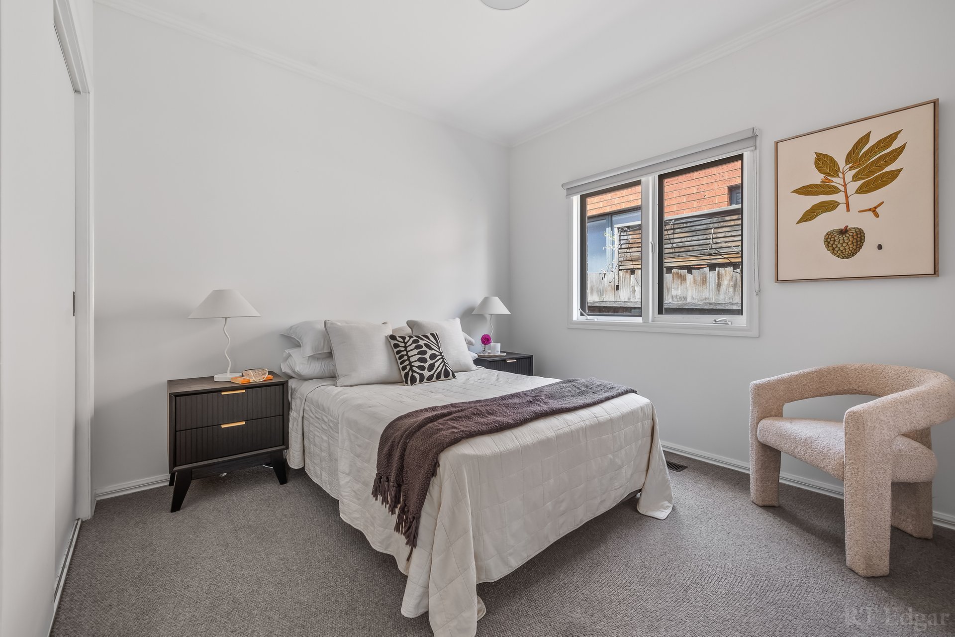 Property Gallery Thumbnail 11