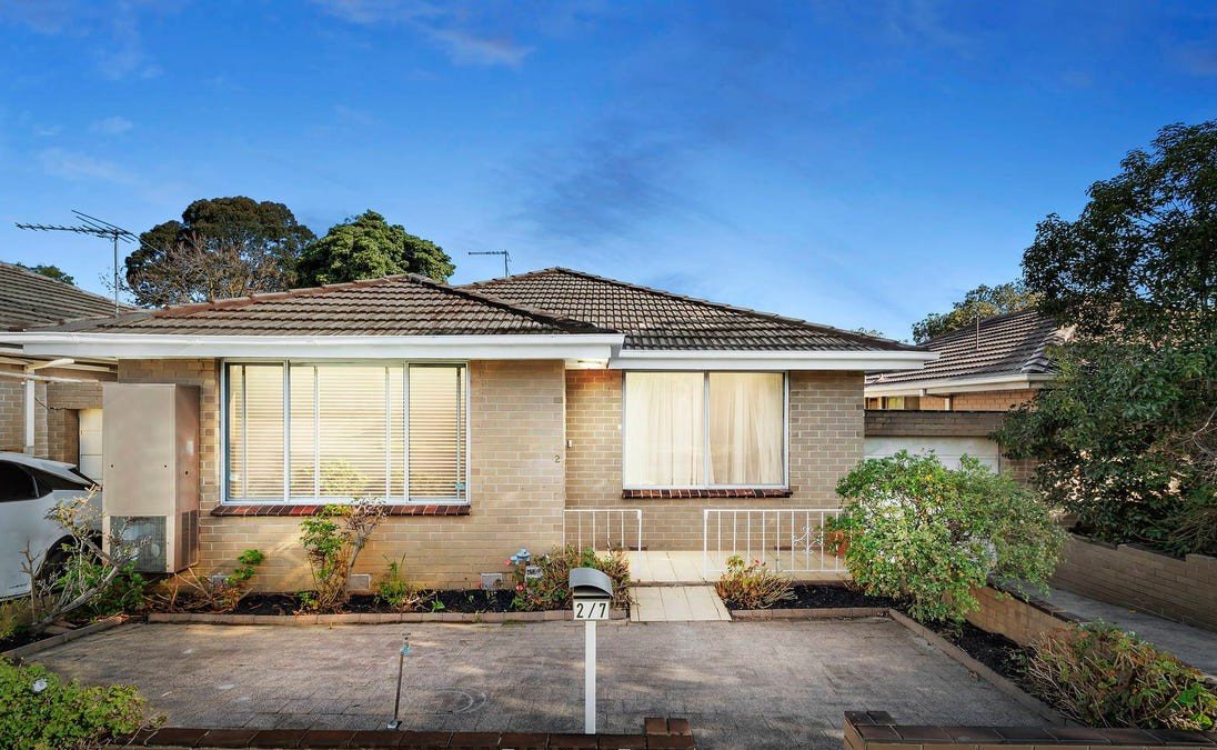 2/7 La Frank Street, Burwood image 10