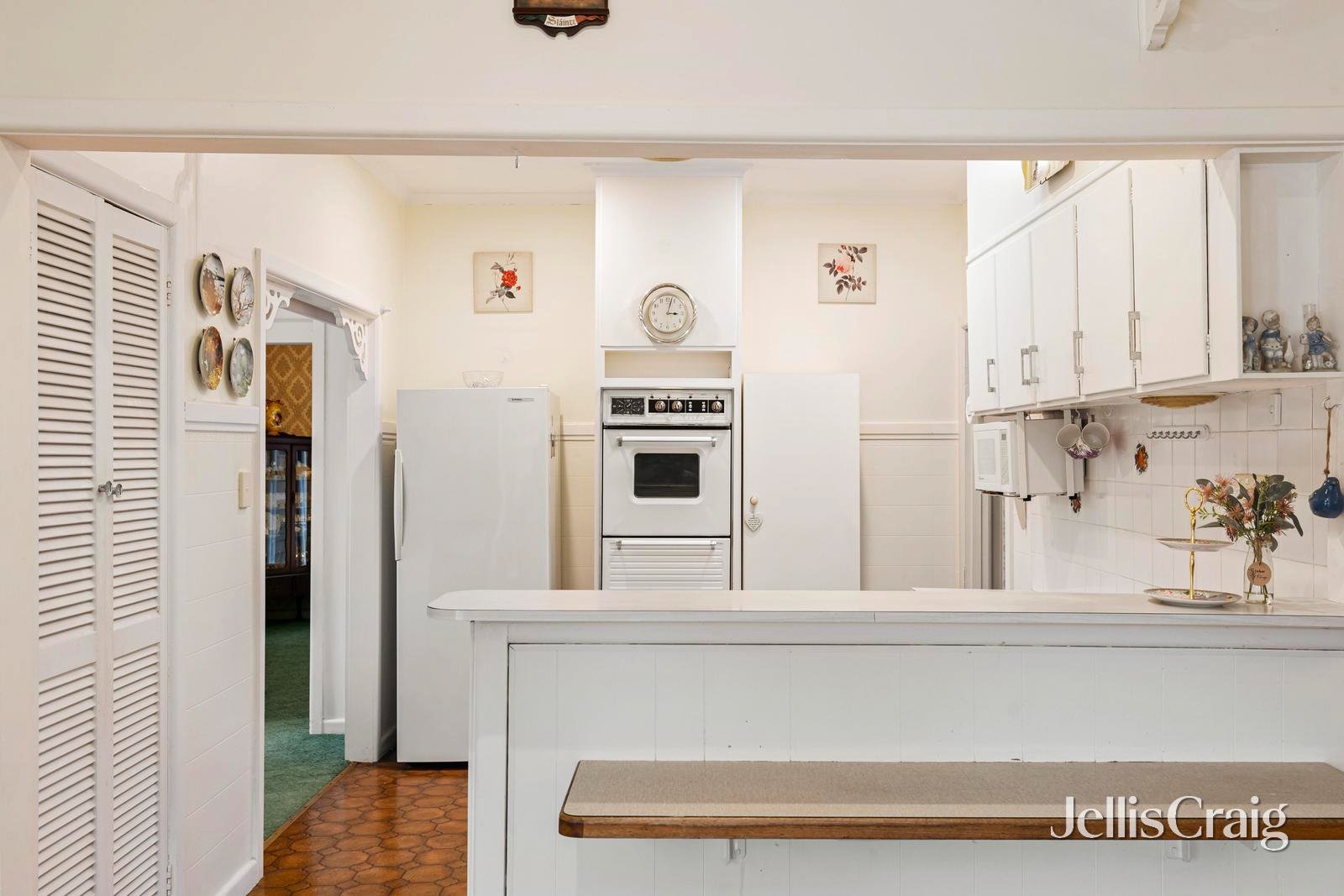 27 Lasiandra Avenue, Nunawading image 4