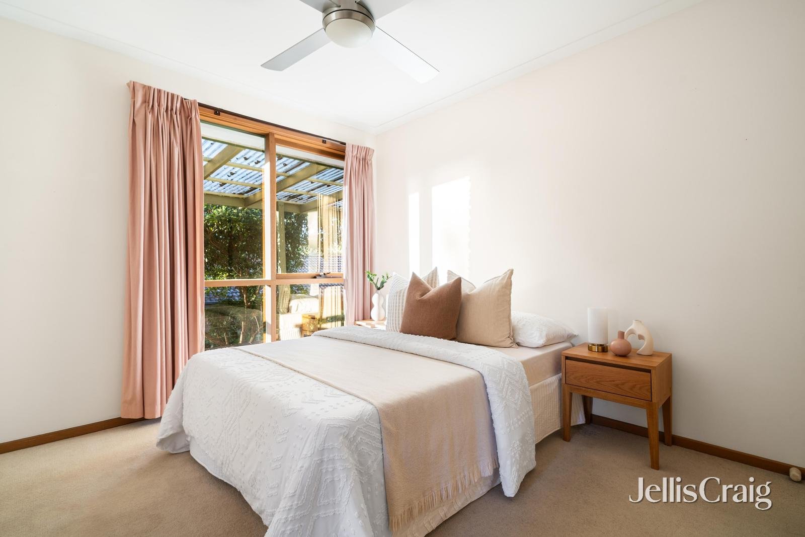 27 Leane Drive, Eltham image 12