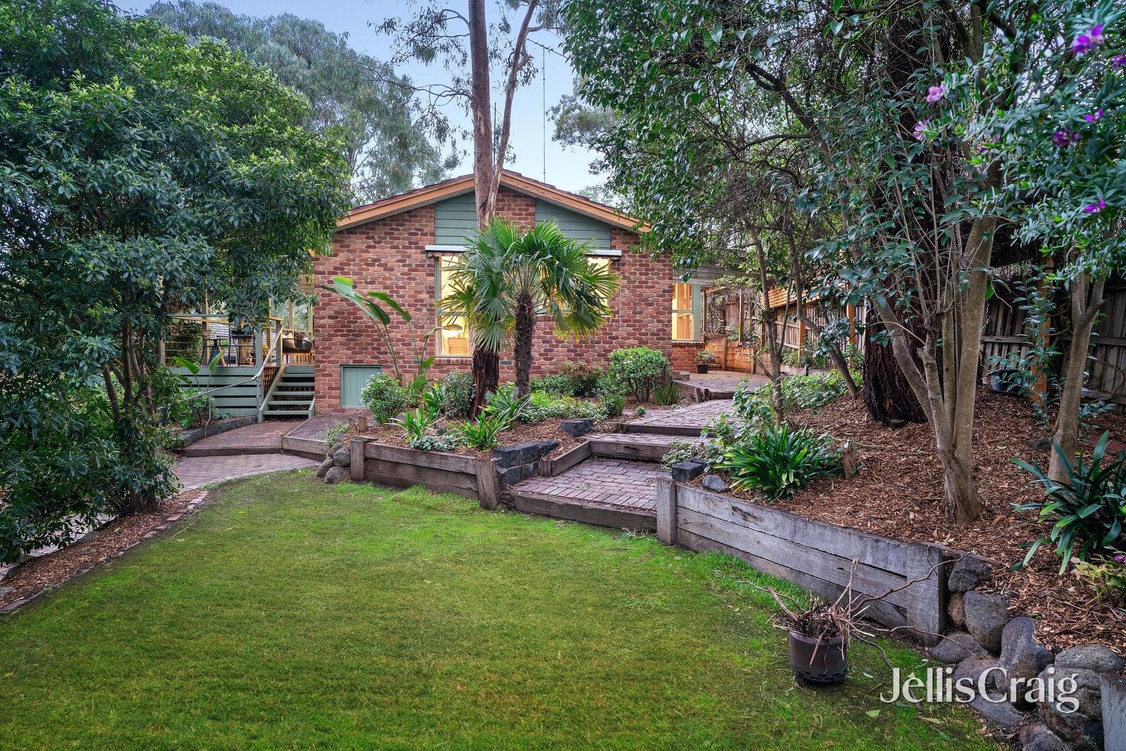 27 Leane Drive, Eltham image 14