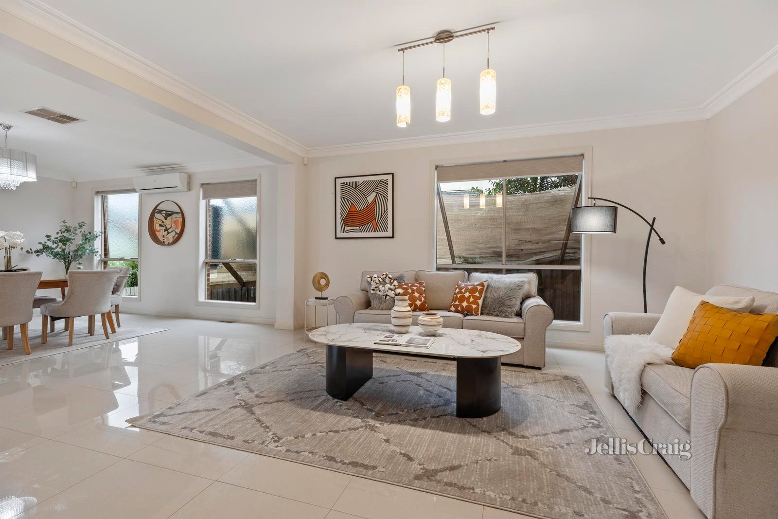 27 Lemana Crescent, Mount Waverley image 3
