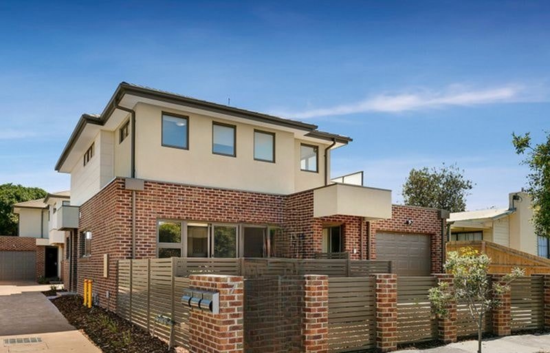 2/7 Lewellin Grove, Carrum image 1