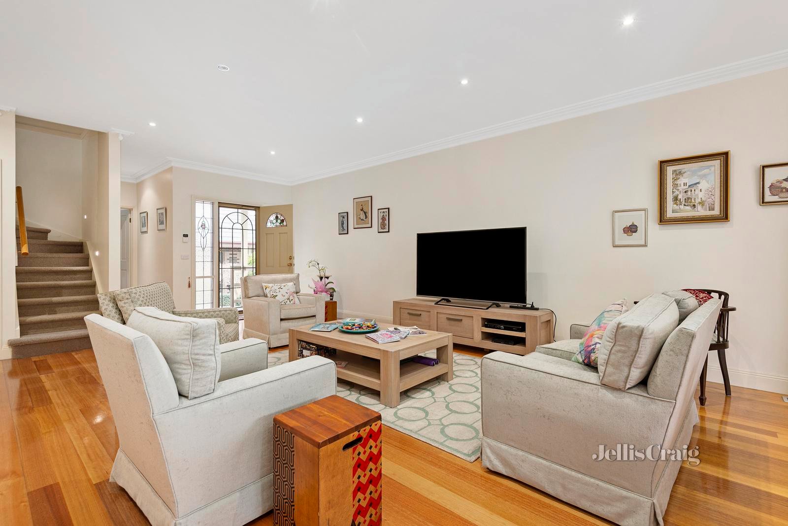 2/7 Lilian Street, Nunawading image 2