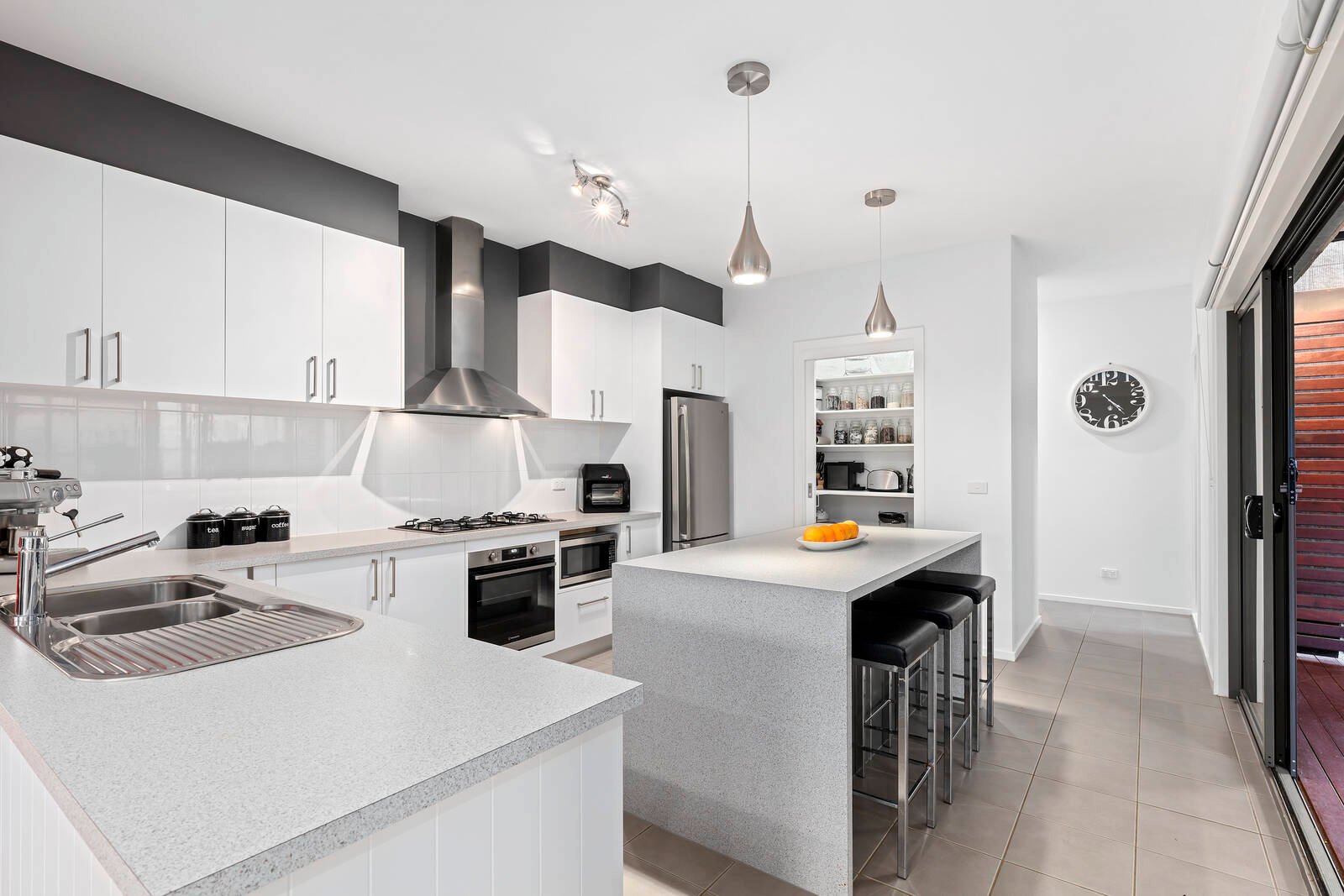 Property Gallery Thumbnail 3
