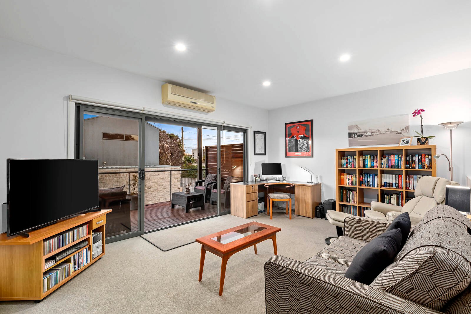 Property Gallery Thumbnail 13