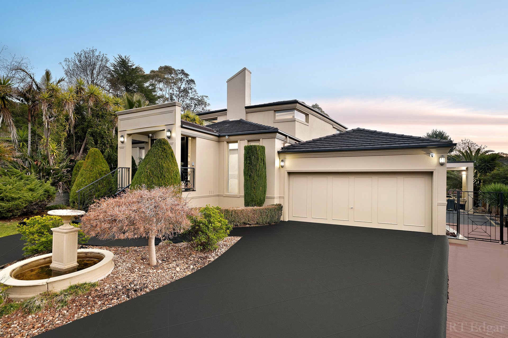 Property Gallery - Main Image