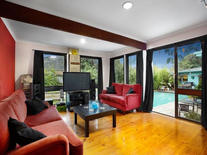 27 Manniche Avenue, Mont Albert North image 6