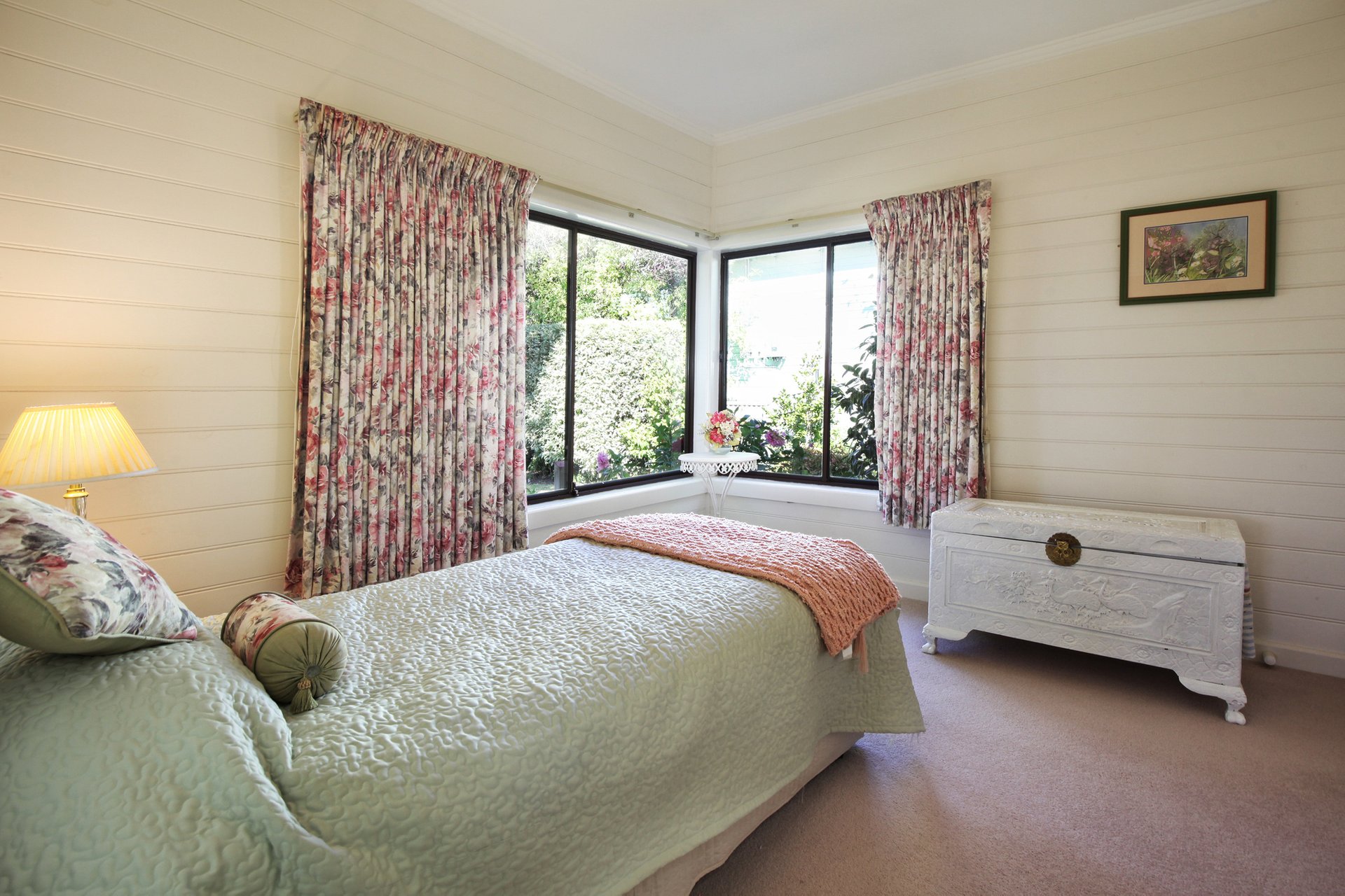 Property Gallery Thumbnail 9
