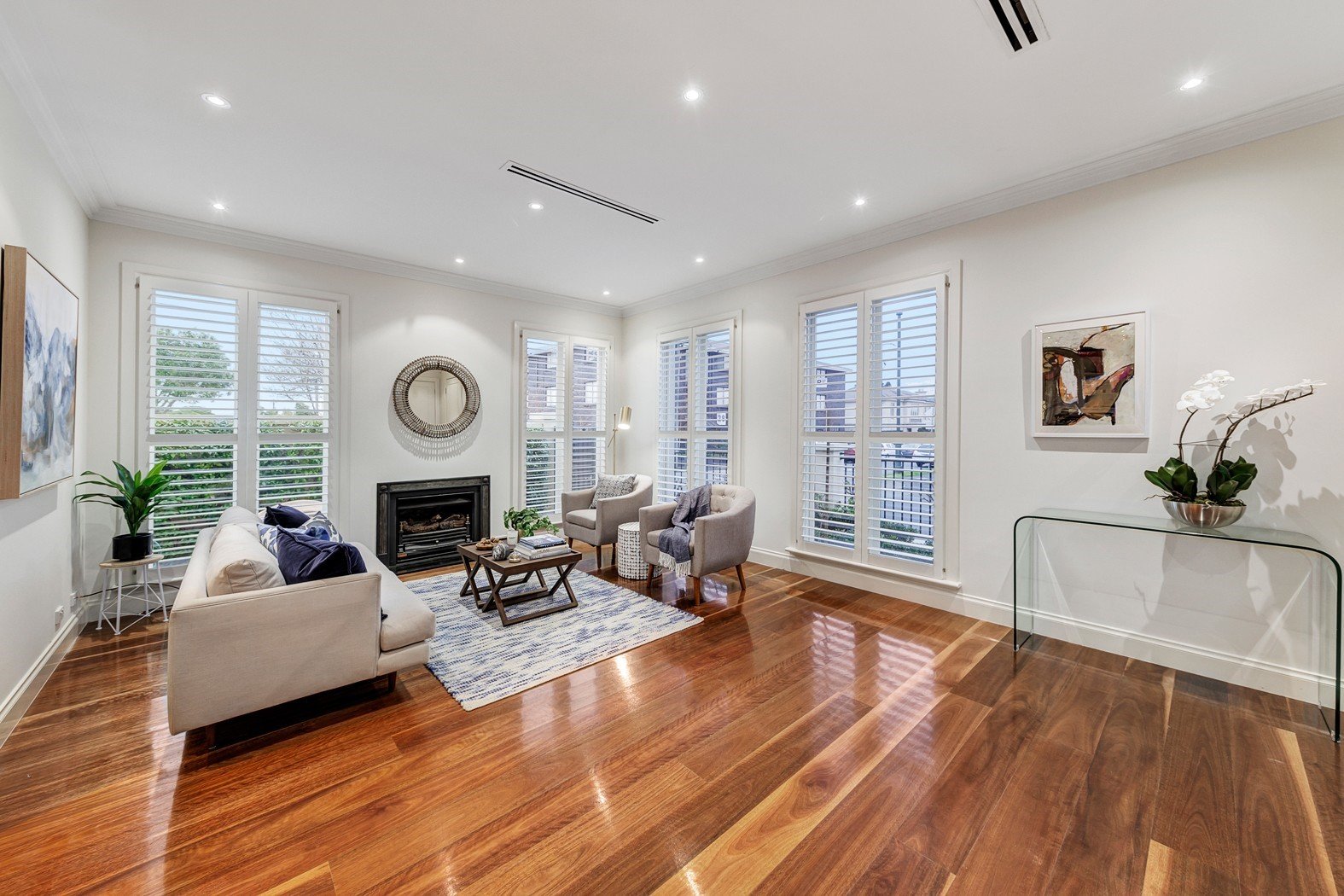 Property Gallery Thumbnail 2