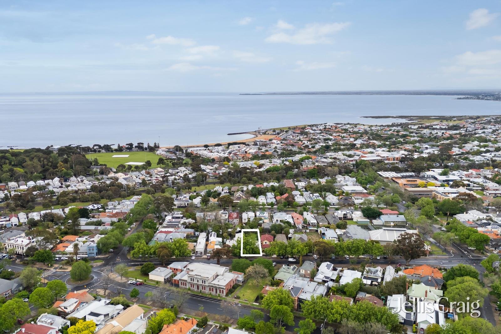 27 Melbourne Road, Williamstown image 3