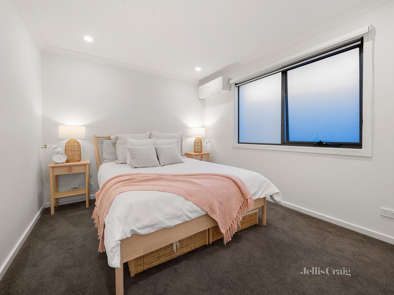 2/7 Meryl Street, Doncaster East image 6