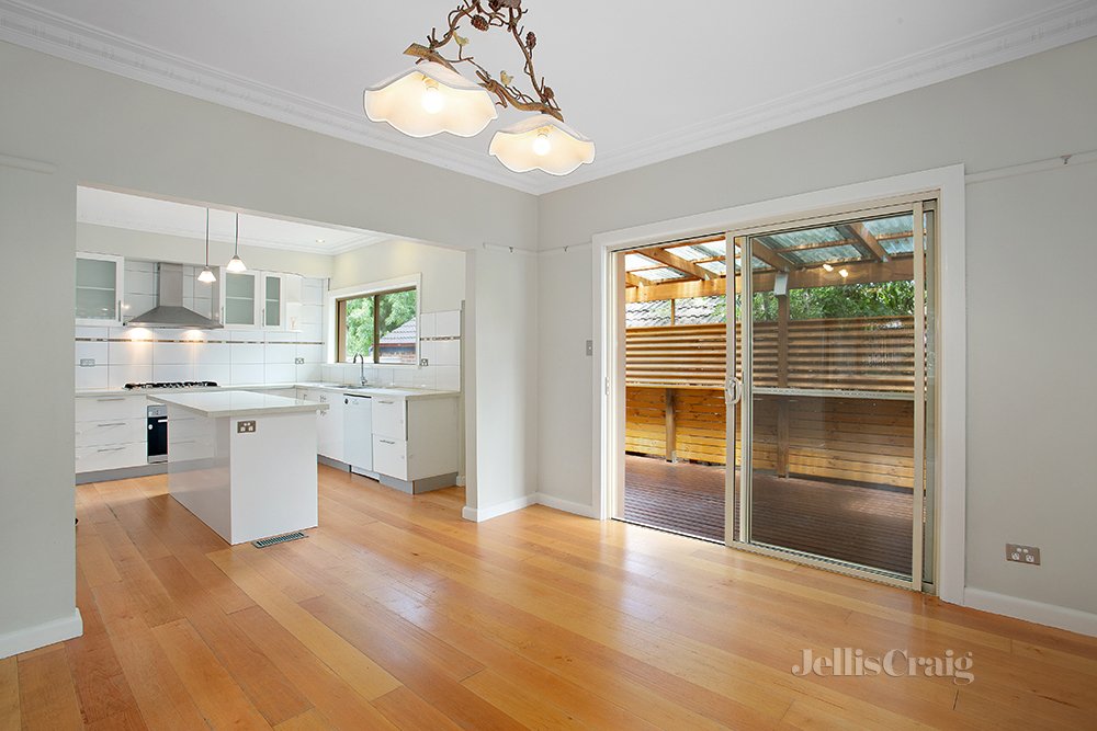 2/7 Millicent Street, Rosanna image 3