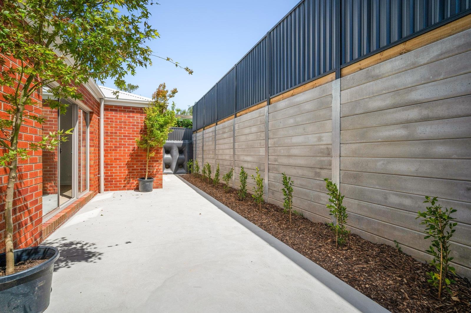27 Miners Crescent, Ballarat East image 12