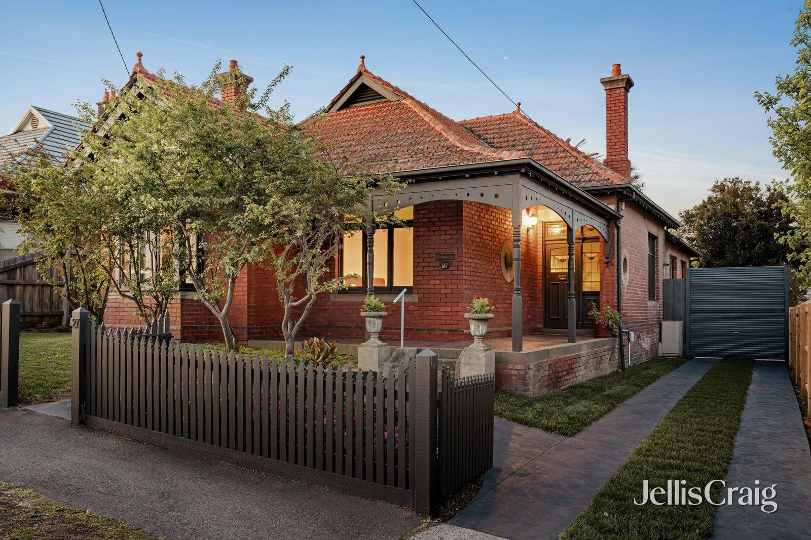 27 Mitchell Street, Northcote image 1