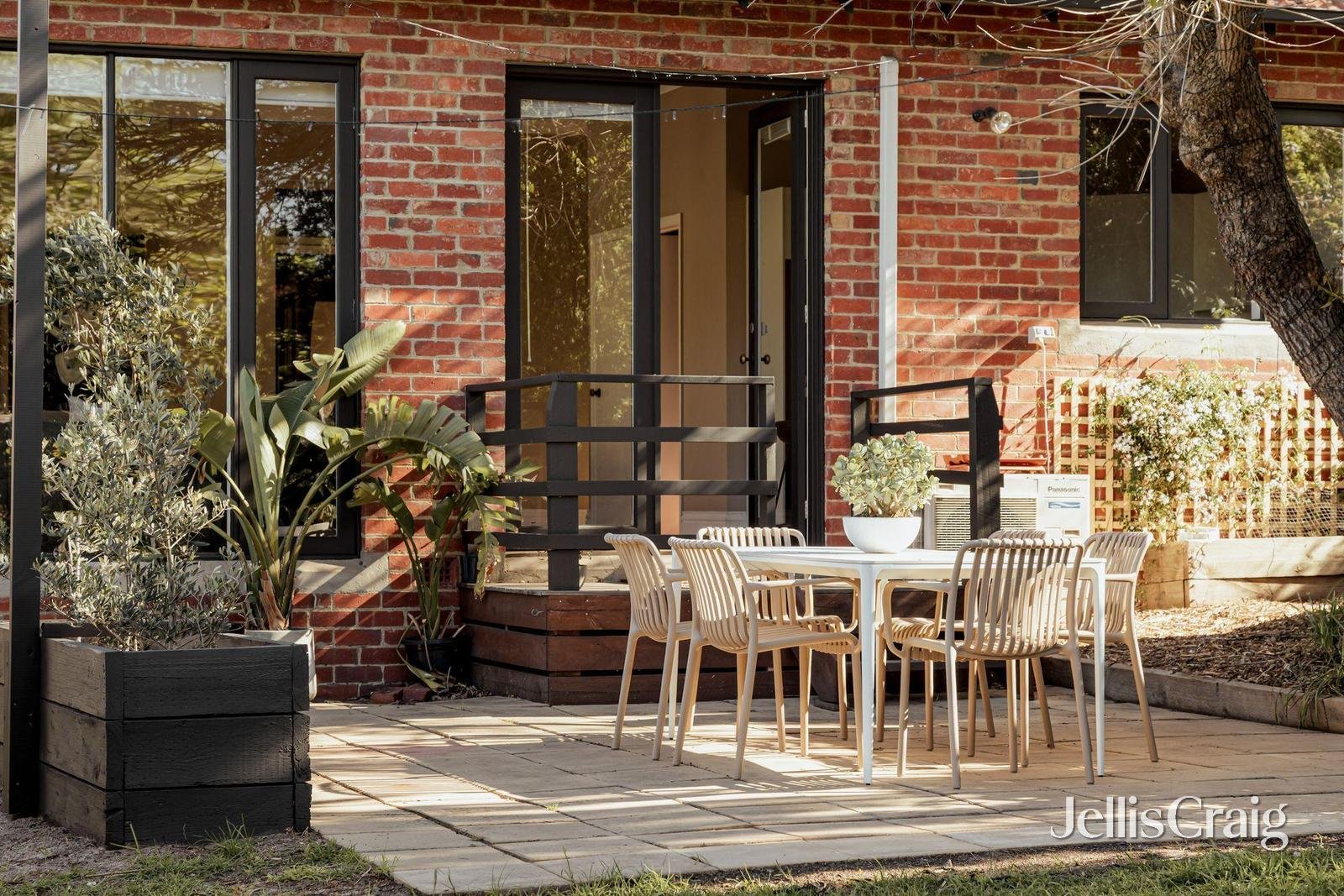 27 Mitchell Street, Northcote image 8